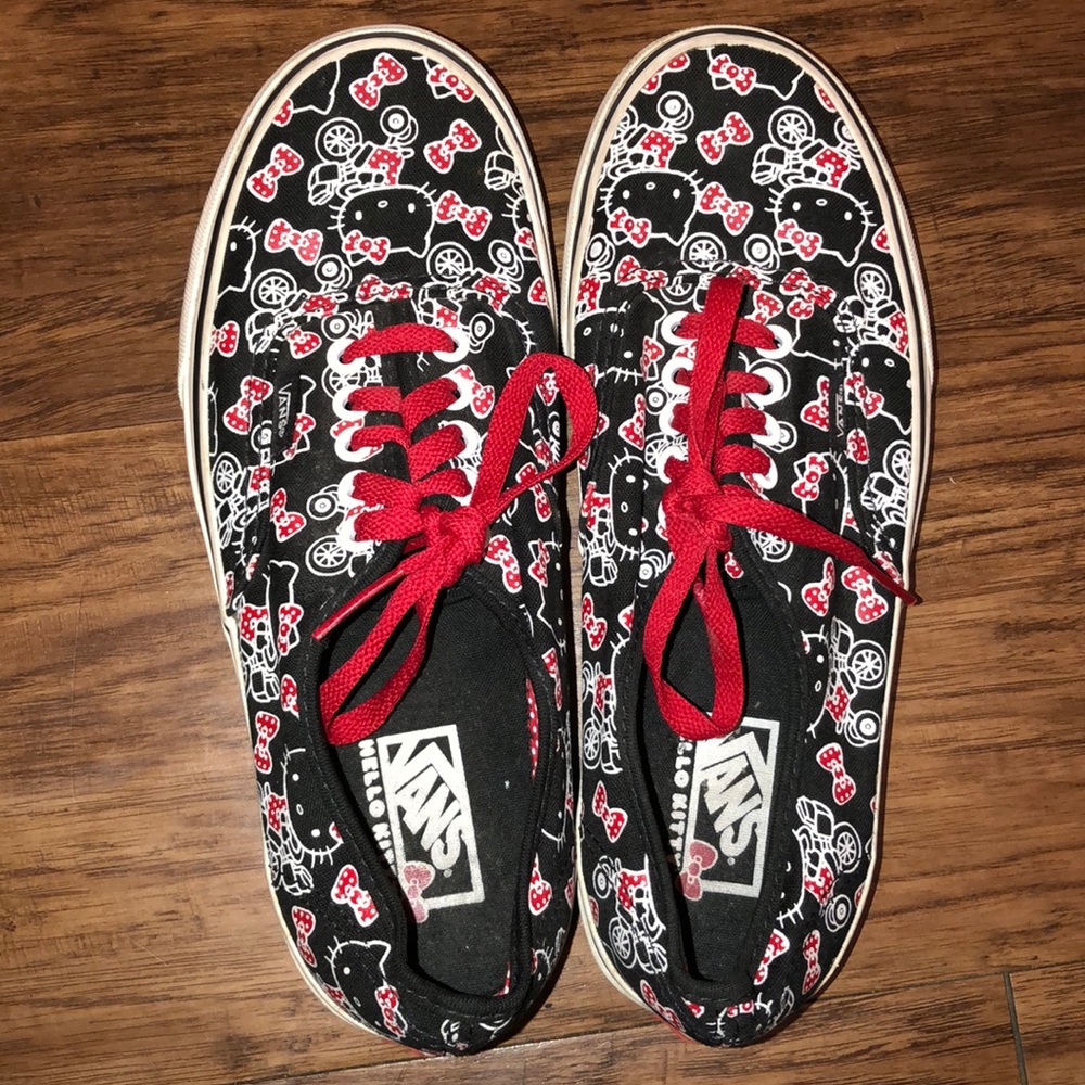 Hello Kitty Vans